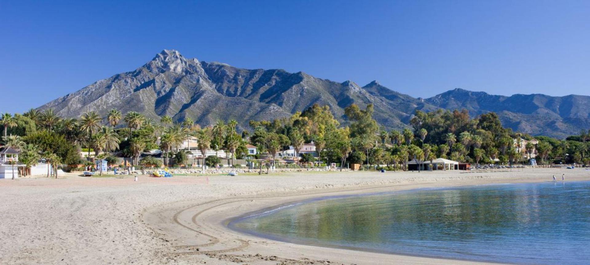 Seafront In Marbella With Pool And Garage Exterior foto